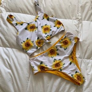 Sunflowers two piece